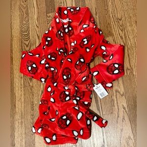 Boys Spider-Man robe NWT! ‼️